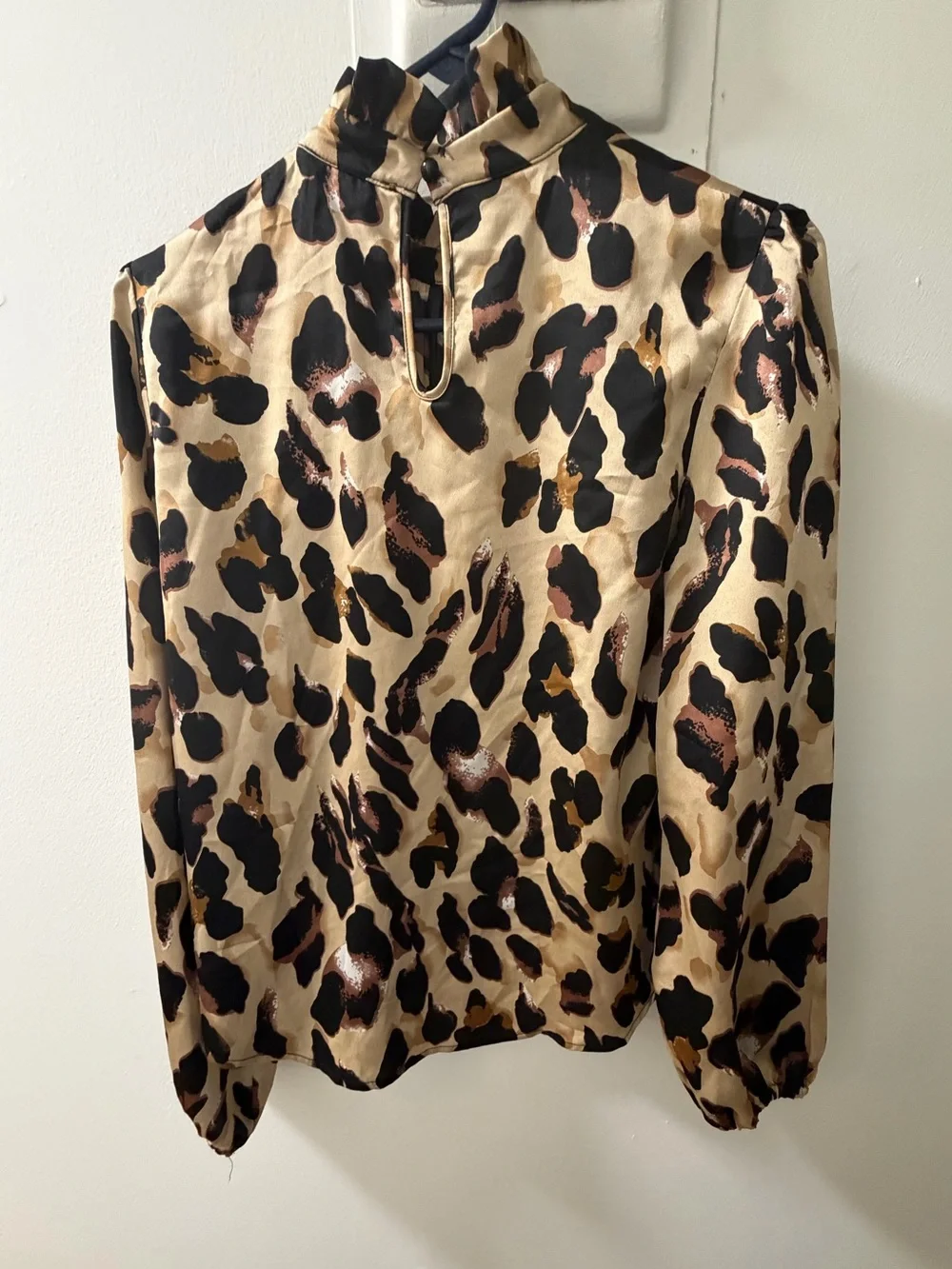 Women’s XS Long Sleeve Leopard Blouse